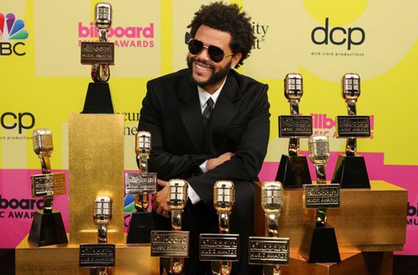 The Weeknd ganó el premio Billboard a «Mejor artista del año»