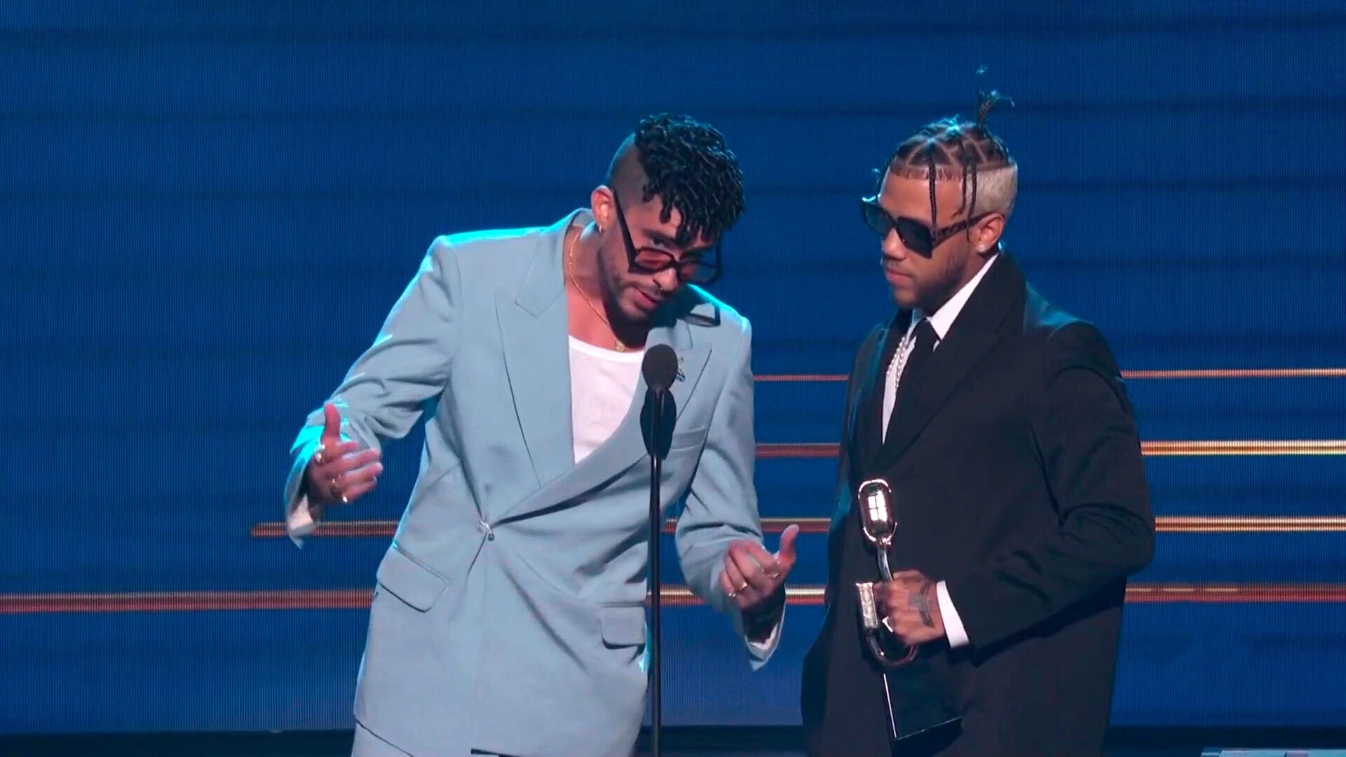 Bad Bunny se llevó el premio a mejor canción del año con su tema